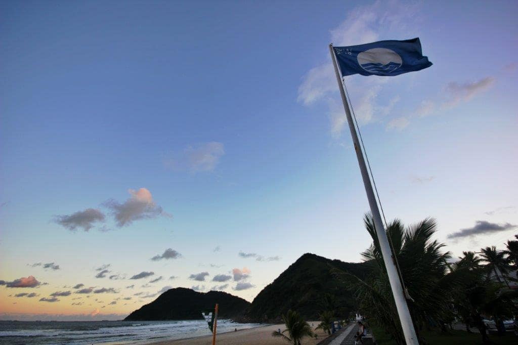 praia do tombo guarujá são paulo