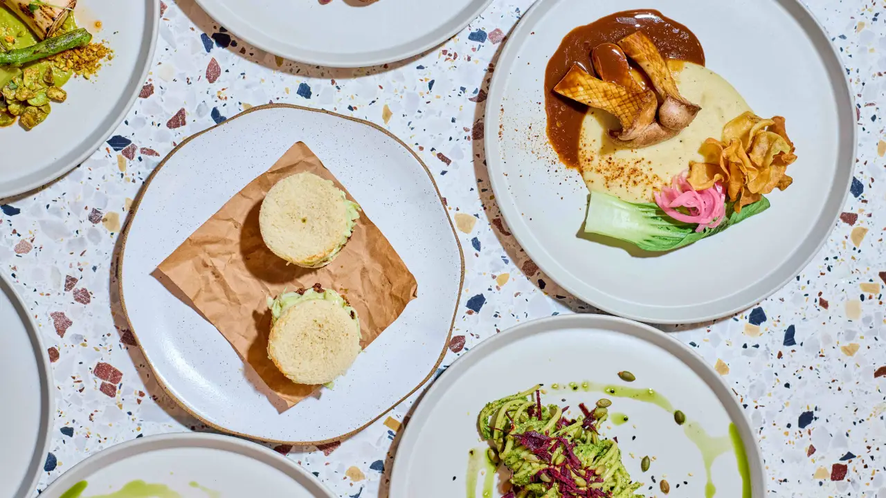 TAU COZINHA ofrece platos veganos originales y creativos en SP