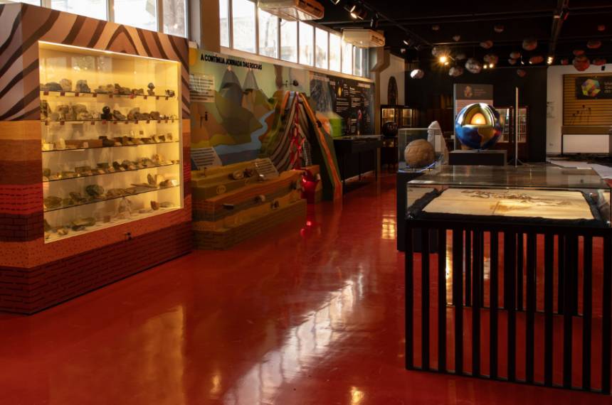 reinauguração museu de geociências da usp