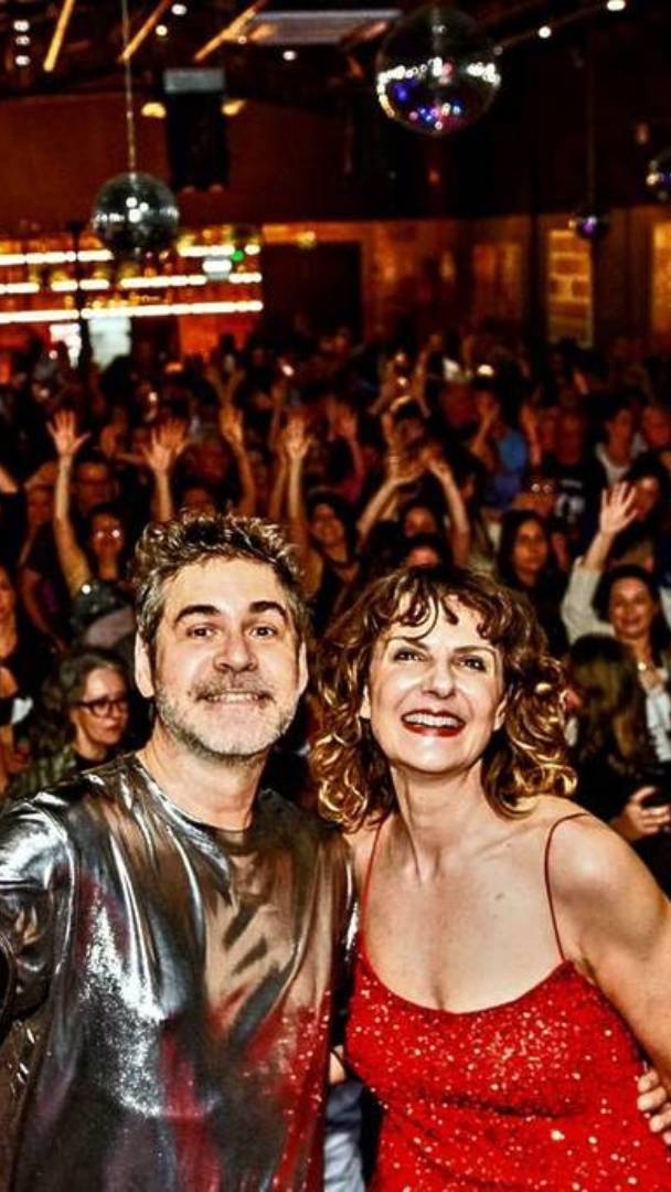 Festas em SP para quem já passou dos 50: onde curtir a noite com hits dos anos 70 e 80 sem precisar varar a madrugada