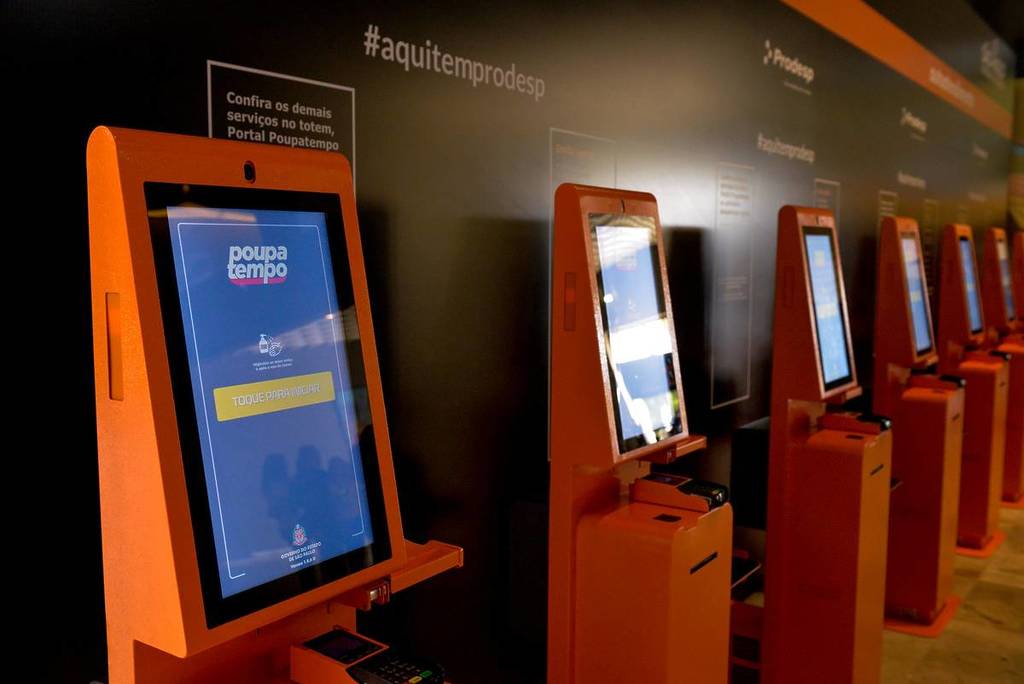 totens autoatendimento poupatempo