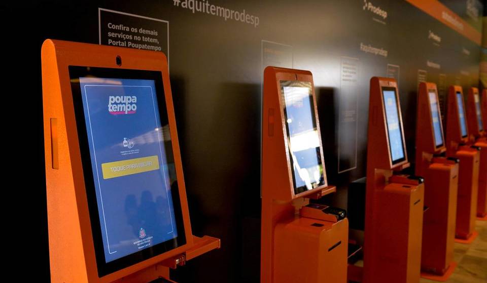 Você conhece o autoatendimento do Poupatempo? Saiba como esses totens espalhados pela cidade podem te ajudar!