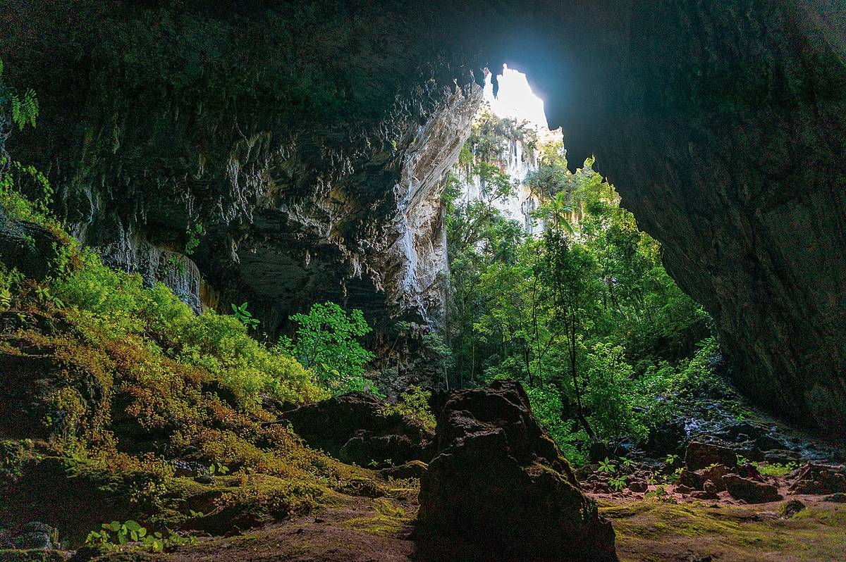 Este destino del interior de São Paulo cuenta con grutas gigantes y cascadas en uno de los lugares más impresionantes de Brasil: la ruta perfecta para desaparecer del mapa (y volver con historias épicas que contar).