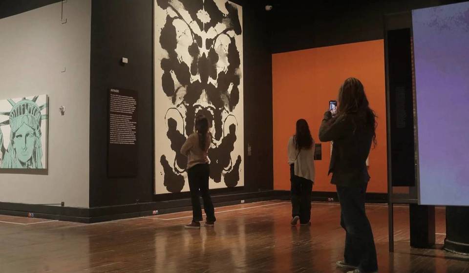 ¡5 increíbles razones para no perderse la nueva exposición de Andy Warhol en São Paulo!