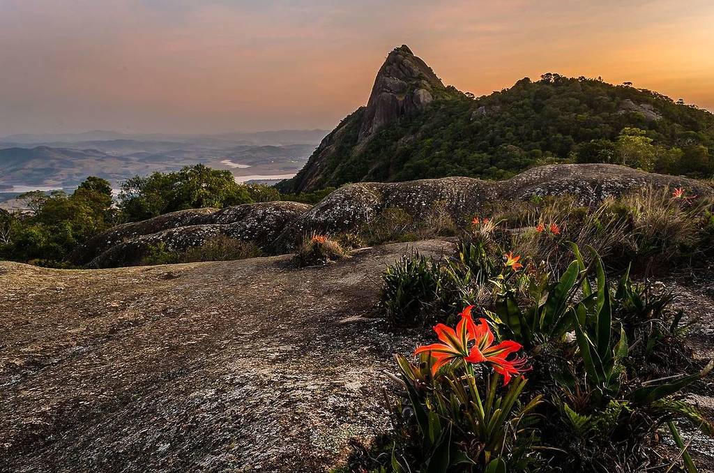 Pico do Lopo easy trails in SP