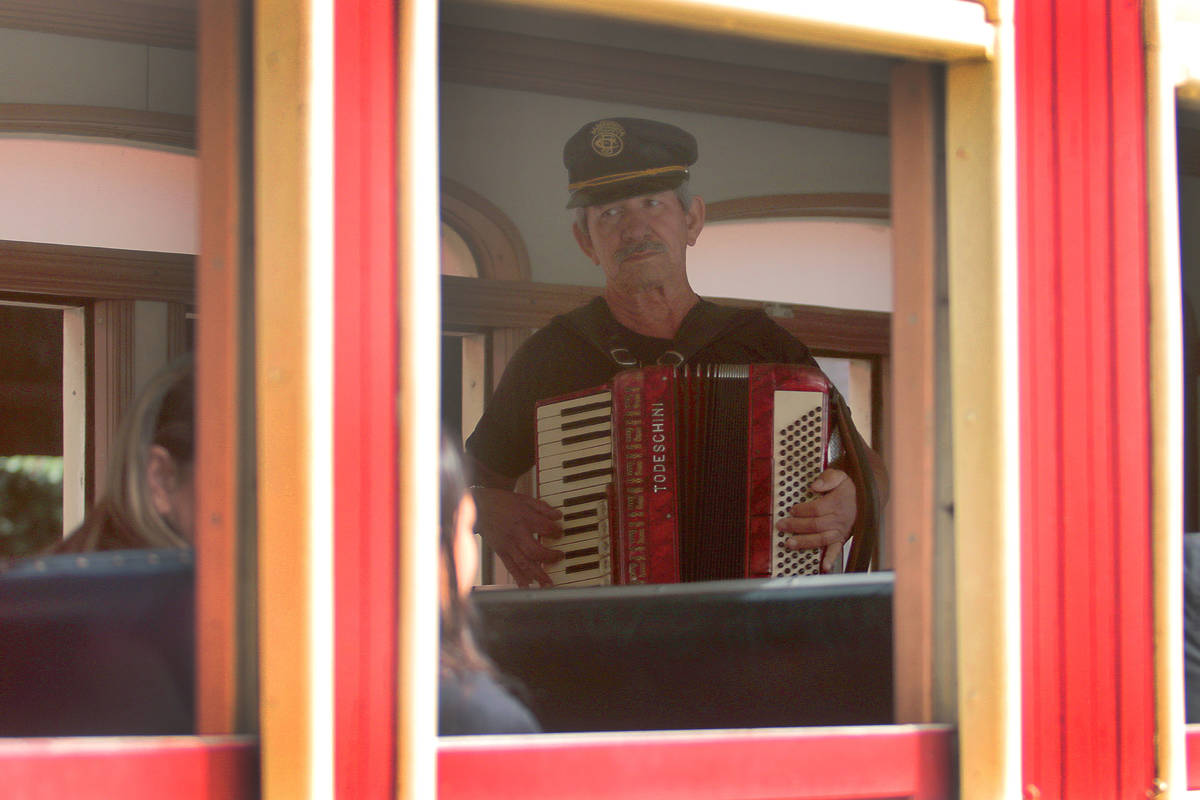 passeio gratuito de maria fumaça em são paulo