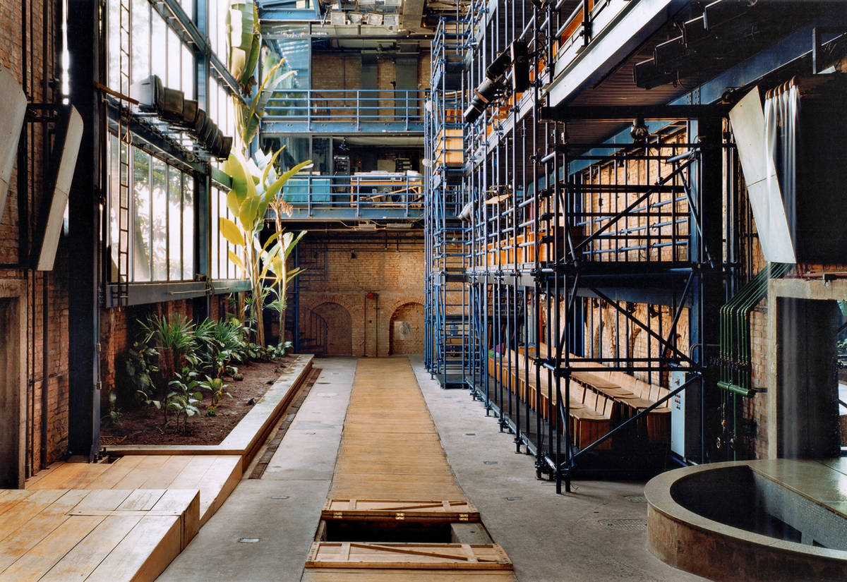 Teatro Oficina Uzyna Uzona