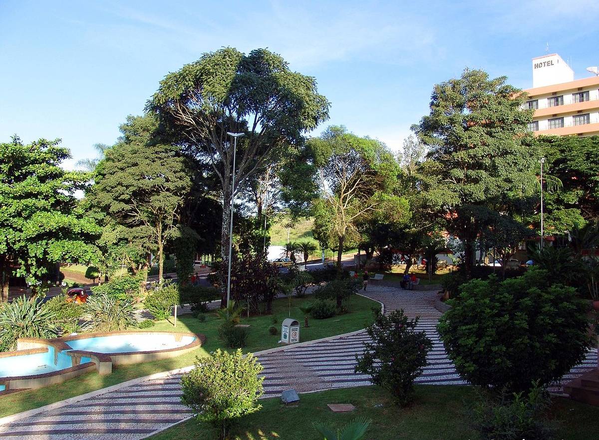 Águas de Santa Barbara guia da cidade