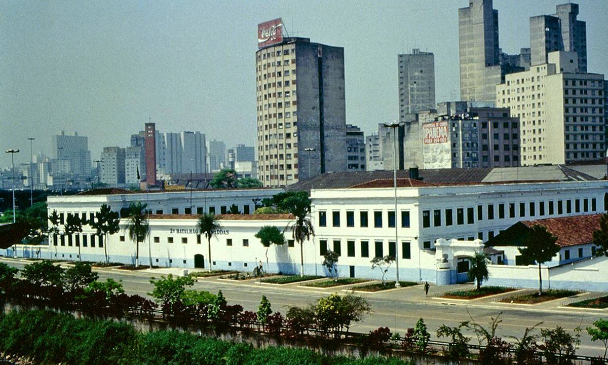 Quartel do Segundo Batalhão de Guardas são paulo abandonado