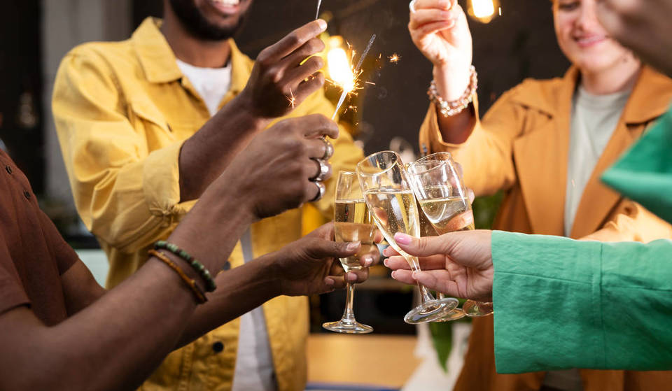 Nem praia, nem estrada: festas imperdíveis para passar o Réveillon em São Paulo sem sair da capital (com opção Open Bar!)