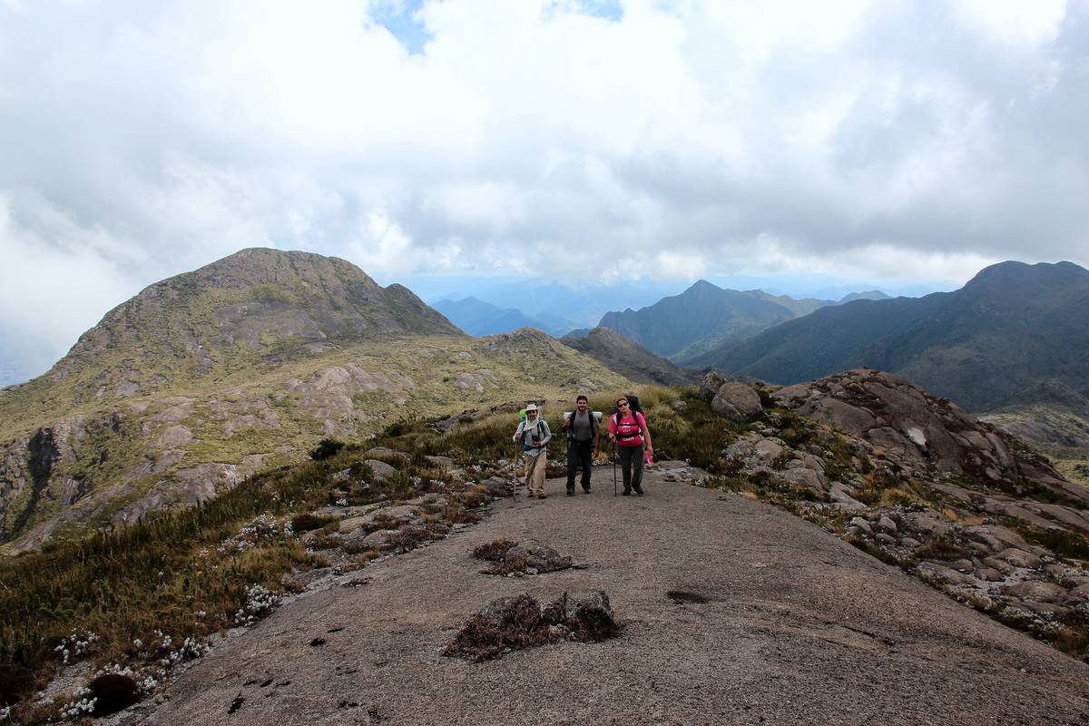 pedra da mina pico mais alto de sp trilha interior