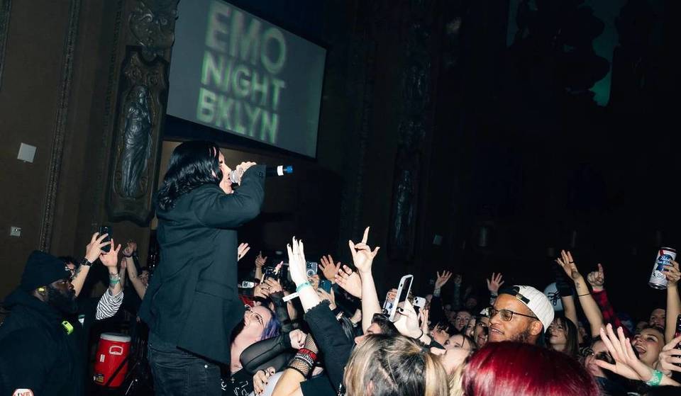 Prepare o delineador: a maior festa emo do mundo chega a SP com hinos de My Chemical Romance a Fall Out Boy