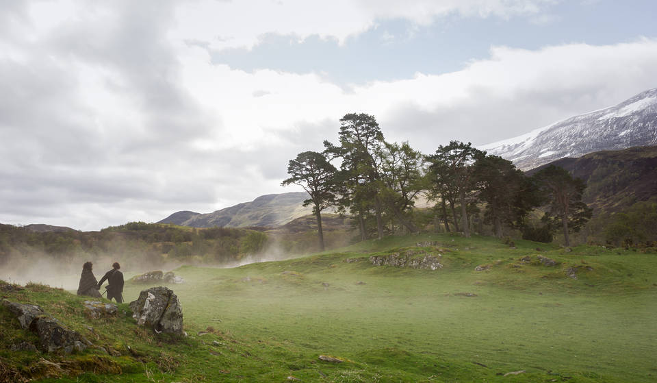 ‘Outlander’ fans can now relive Claire and Jamie’s journey in this epic concert in the heart of São Paulo