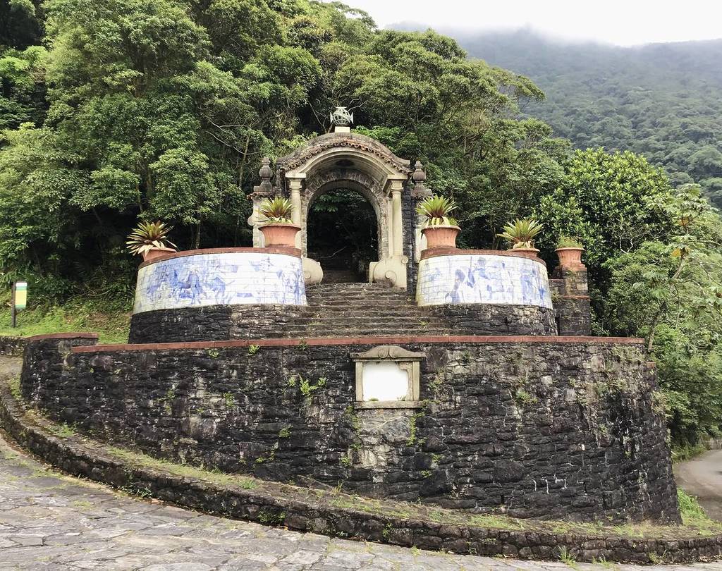 Estrada Velha de Santos