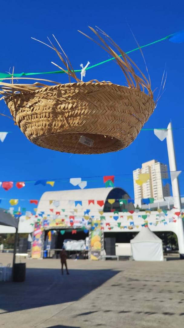 Justo al lado del metro, el Memorial de América Latina acoge una fiesta tradicional con 5 toneladas de maíz y entrada gratuita