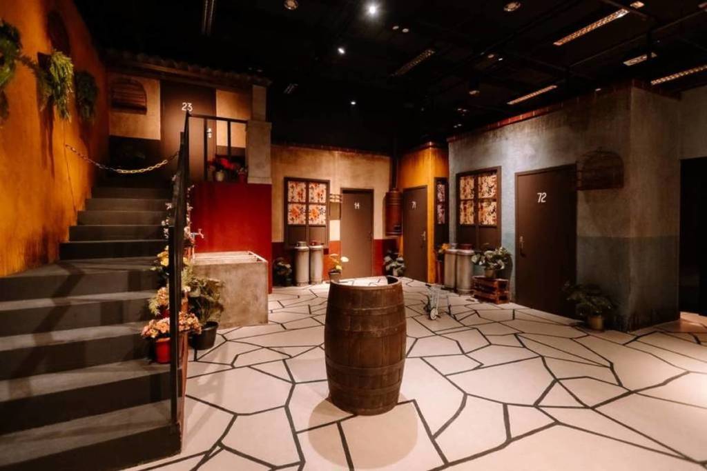 “Pois é, pois é, pois é!”: Vila do Chaves original chega ao Maxi Shopping Jundiaí com 10 cenários icônicos 