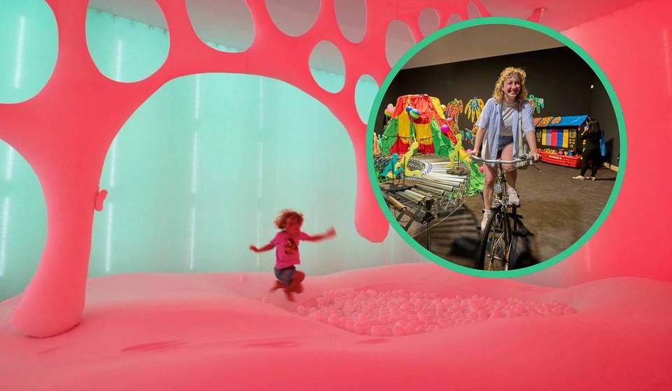 No es un parque de atracciones: un museo de São Paulo acoge una exposición inédita con obras creadas para que el público interactúe, dibuje y construya