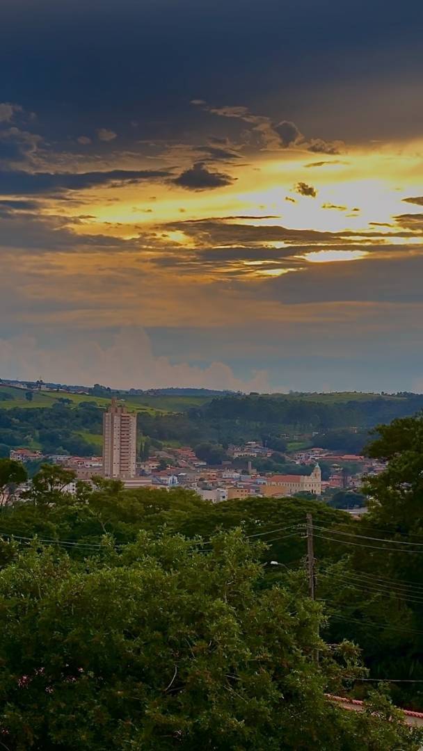 La ciudad de las alcachofas: este refugio cerca de São Paulo tiene vistas a la Pedra do Elefante, un pórtico japonés y fincas con un sistema de «recoge y paga» de fruta