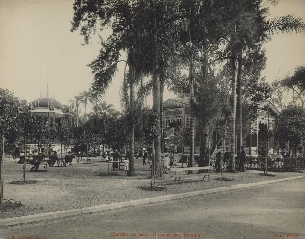 Jardim da Luz Park, Sculpture Garden, Pinacoteca de São Paulo, downtown