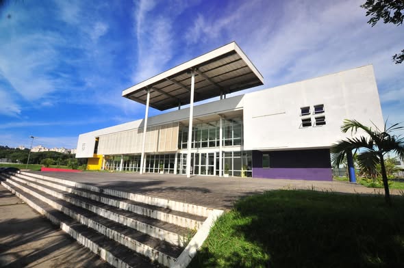 estações linha 10-turquesa da cptm o que fazer Teatro Municipal de Mauá – Anselmo Haraldt Walendy