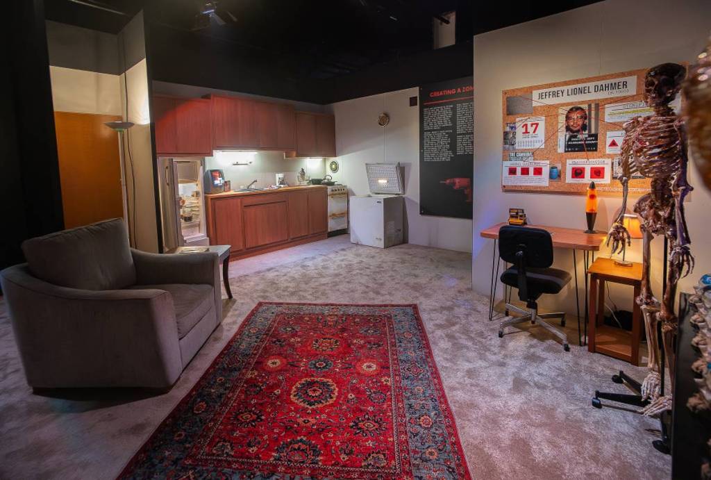 From Jeffrey Dahmer’s apartment to the messages attributed to the Zodiac: a new experience in São Paulo takes you behind the scenes of some of the most famous true-crime investigations