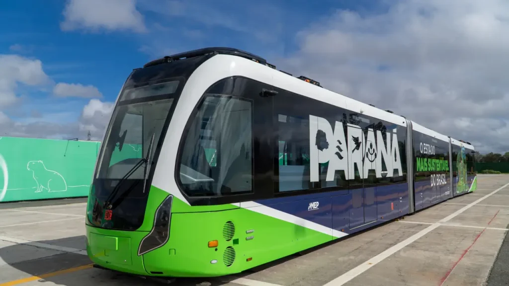 bonde em são paulo VLT VLE transporte público 