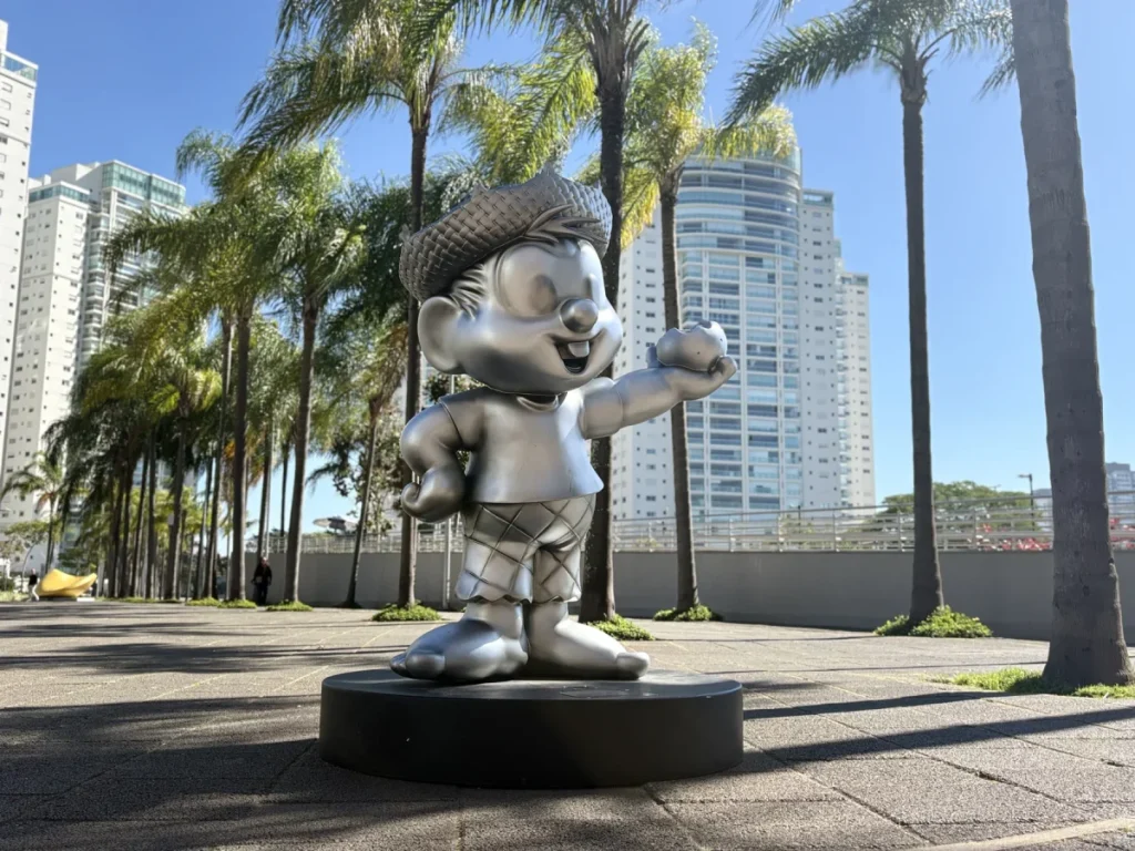 maurício de sousa 90th birthday statue hunt turma da mônica são paulo