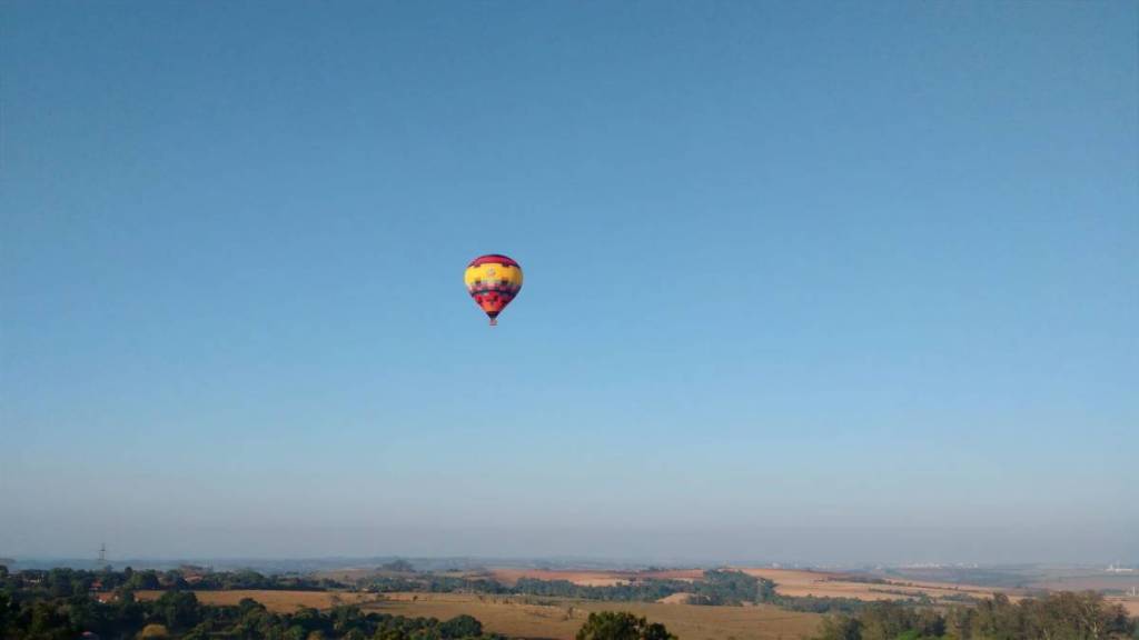 paseo en globo en Boituva, la pequeña Capadocia brasileña cerca de São Paulo