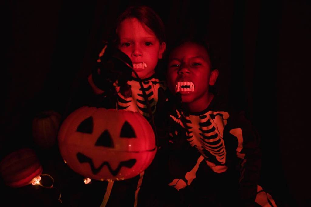 La 15.ª edición de «Cine na Praça» trae la temática de Halloween