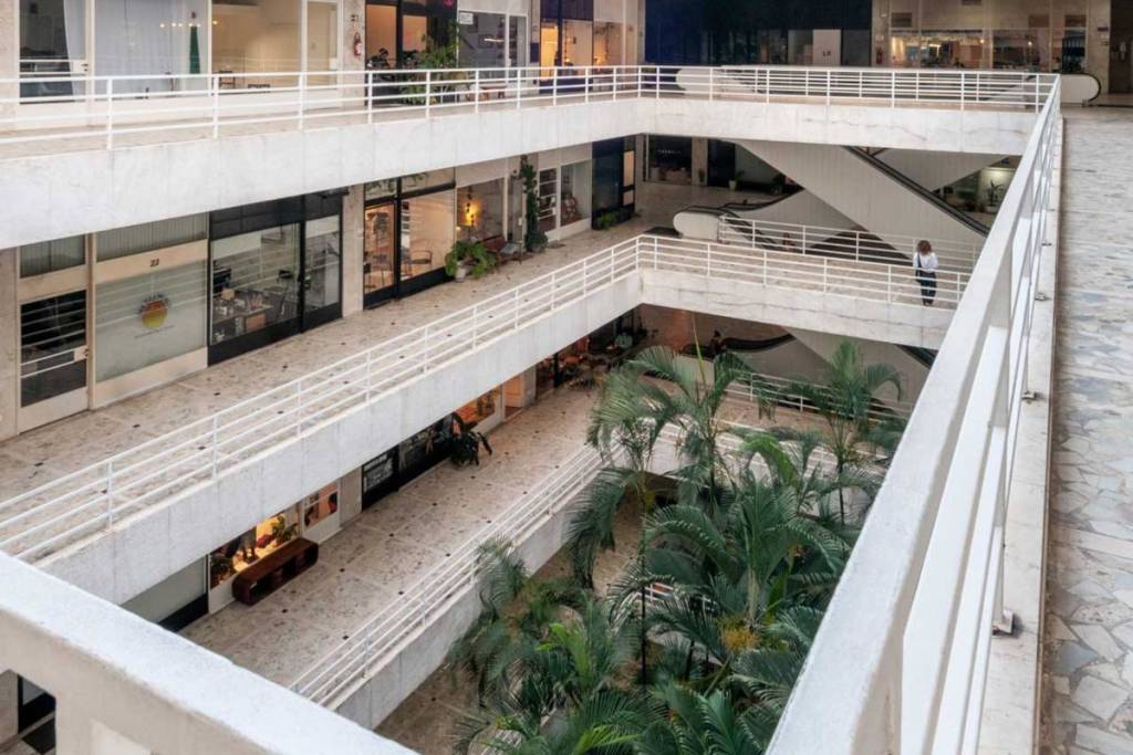 La Galería Metrópole, situada en la encantadora Avenida São Luís