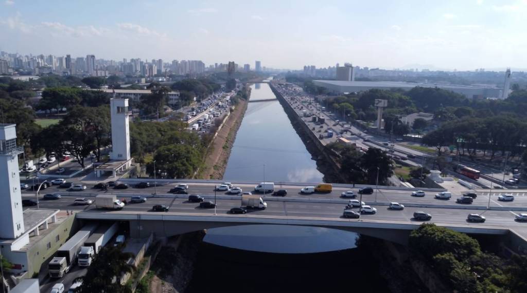 cambios en el tráfico de São Paulo obras del metro marginal del Tietê bloqueado