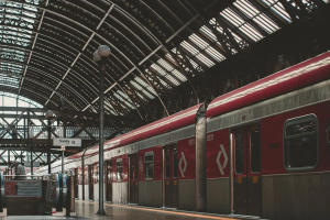 De vilas inglesas a relíquias barrocas sem pegar trânsito: 4 viagens de bate-volta saindo de São Paulo para fazer de trem no feriadão