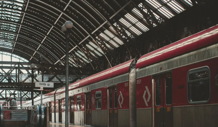 De vilas inglesas a relíquias barrocas sem pegar trânsito: 4 viagens de bate-volta saindo de São Paulo para fazer de trem no feriadão