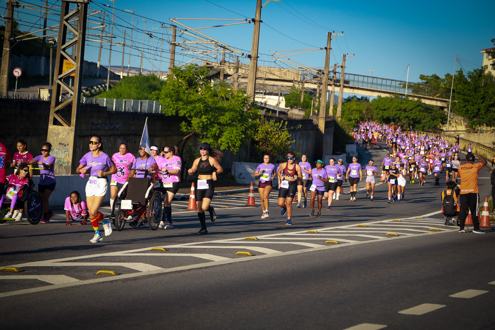 marginal pinheiros interditada em são paulo corrida mulher maravilha
