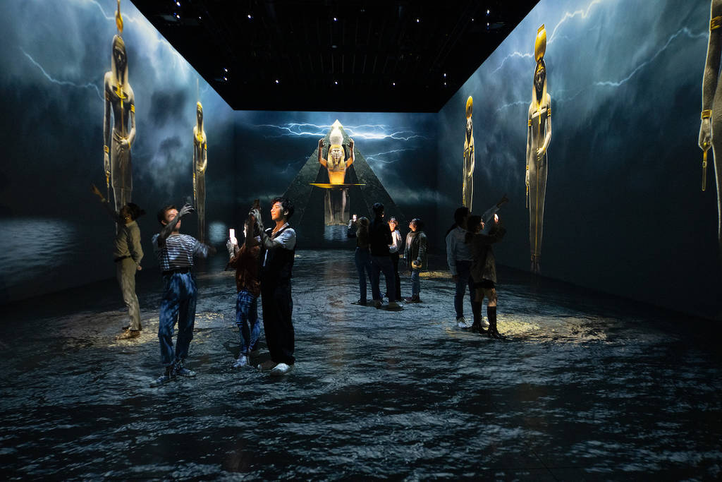 This Tutankhamun Exhibition Just An Hour From Edinburgh Invites You To Step Into A World Of Pharaohs And Kings