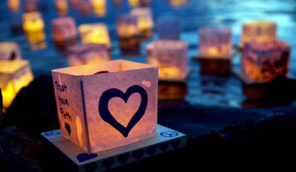 Inverleith Park In Edinburgh Is About To Be Lit Up By Thousands Of Glowing Lanterns – Here’s Your Guide To The Water Lantern Festival