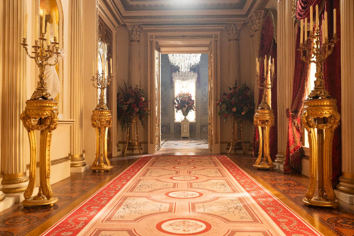 A regal hallway from Bridgerton