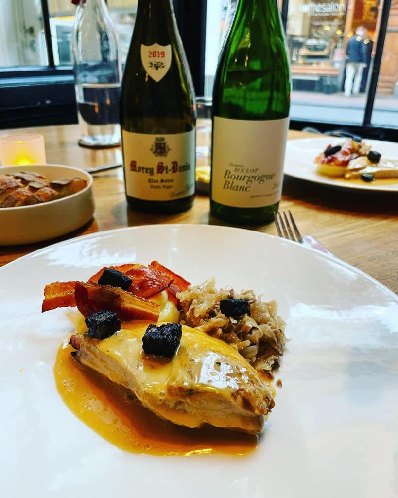 10 Of The Best Wine Bars In Amsterdam