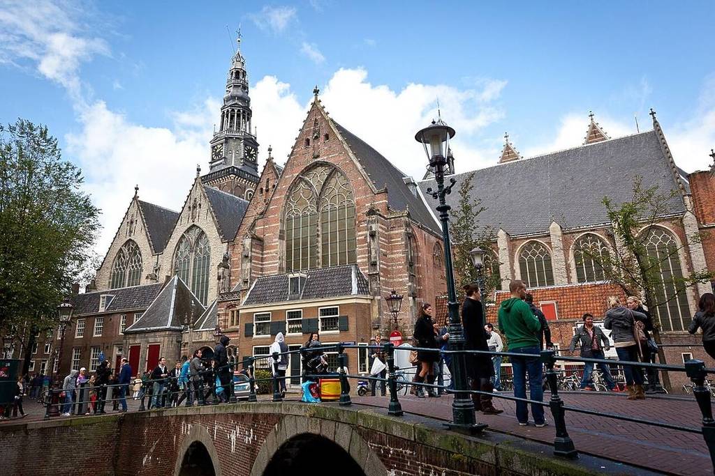 La Oude Kerk de Ámsterdam