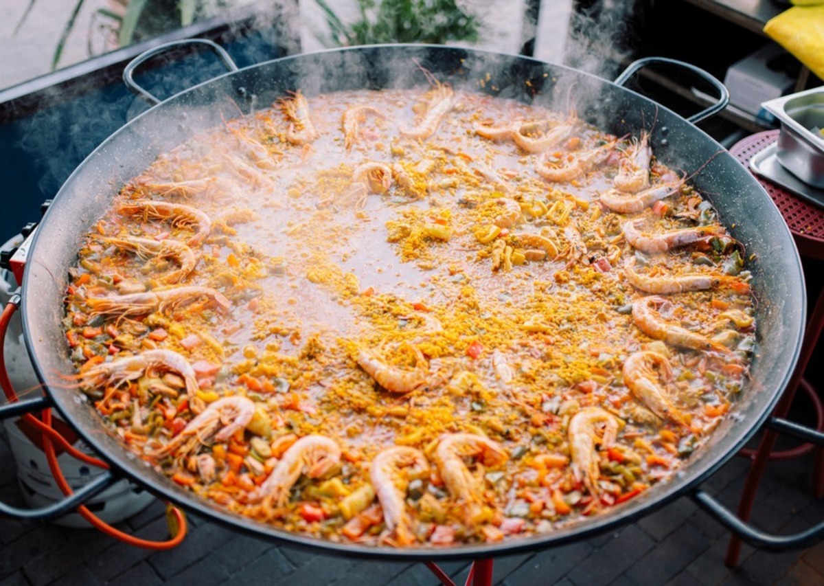 6 Sizzling Spots For The Perfect Paella In Amsterdam