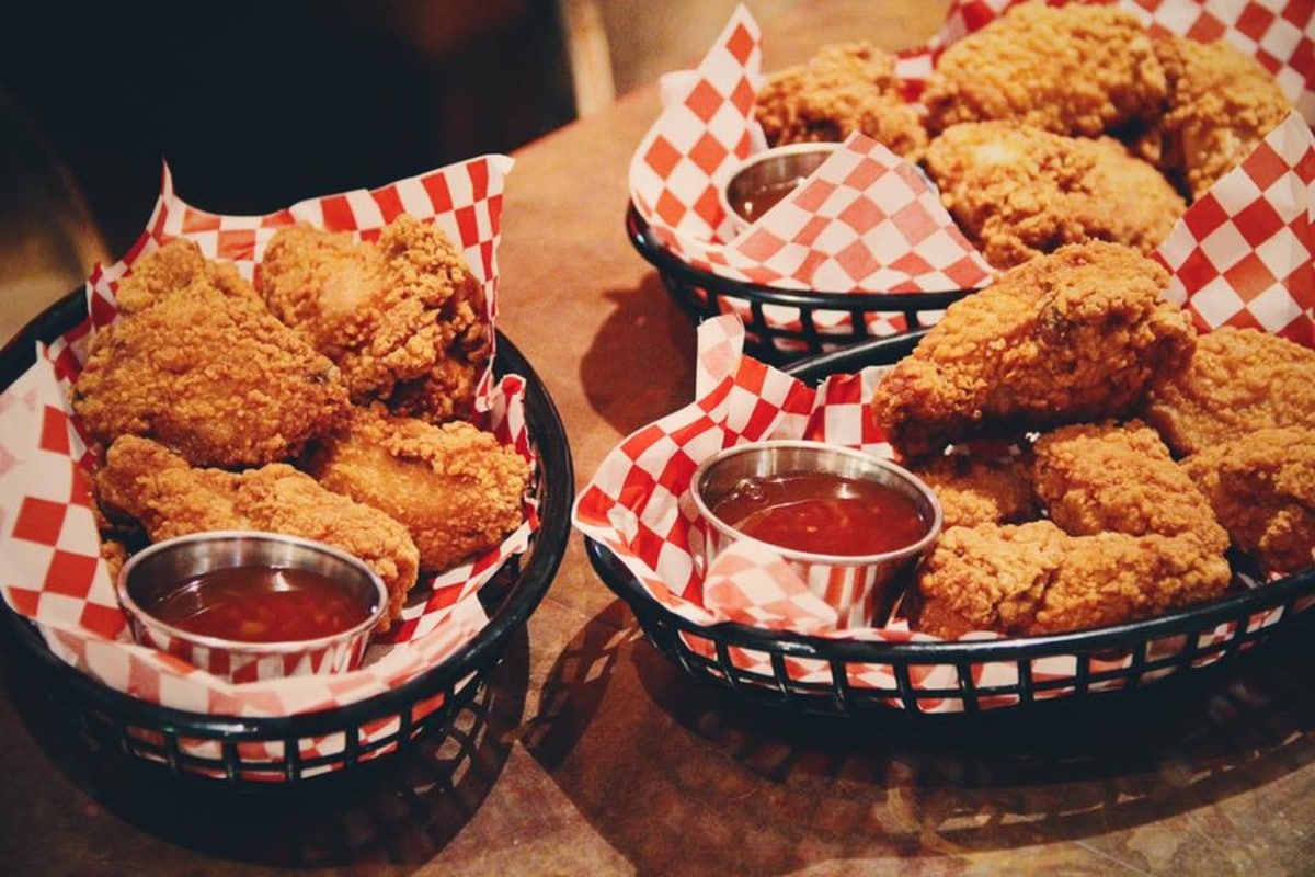 7 FingerLicking Spots With The Best Chicken Wings In Amsterdam