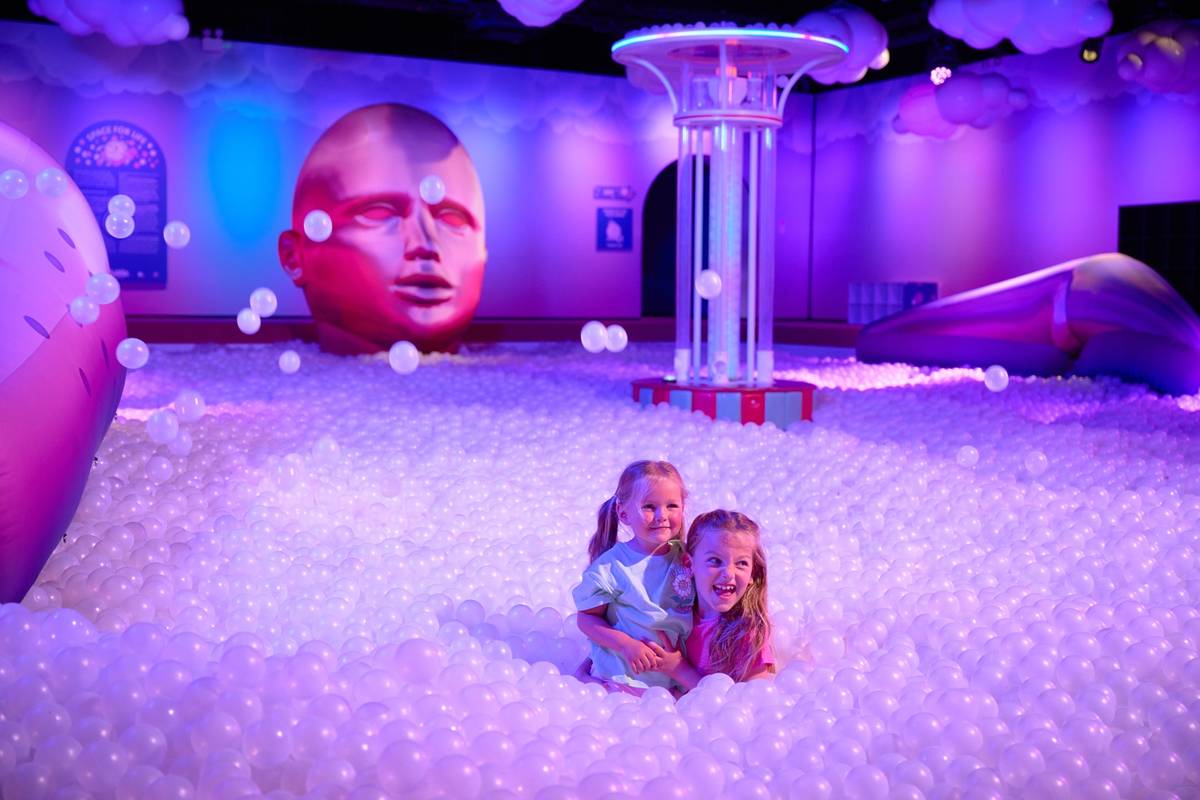 Bubble Planet Utrecht