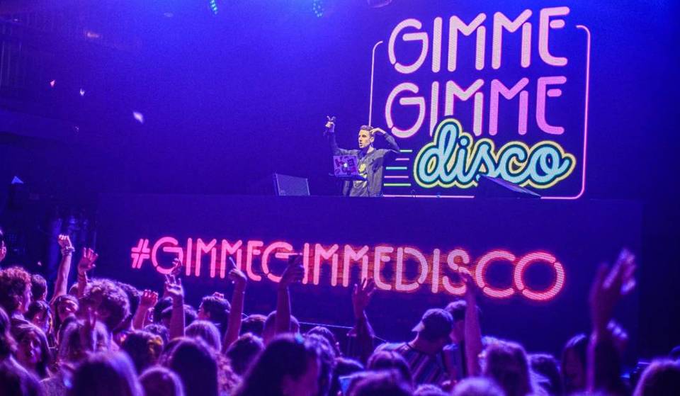 Amsterdams glitzerndste Party ist da – tanzt zu ABBA und Donna Summer bei dieser 70er/80er Disco-Übernahme