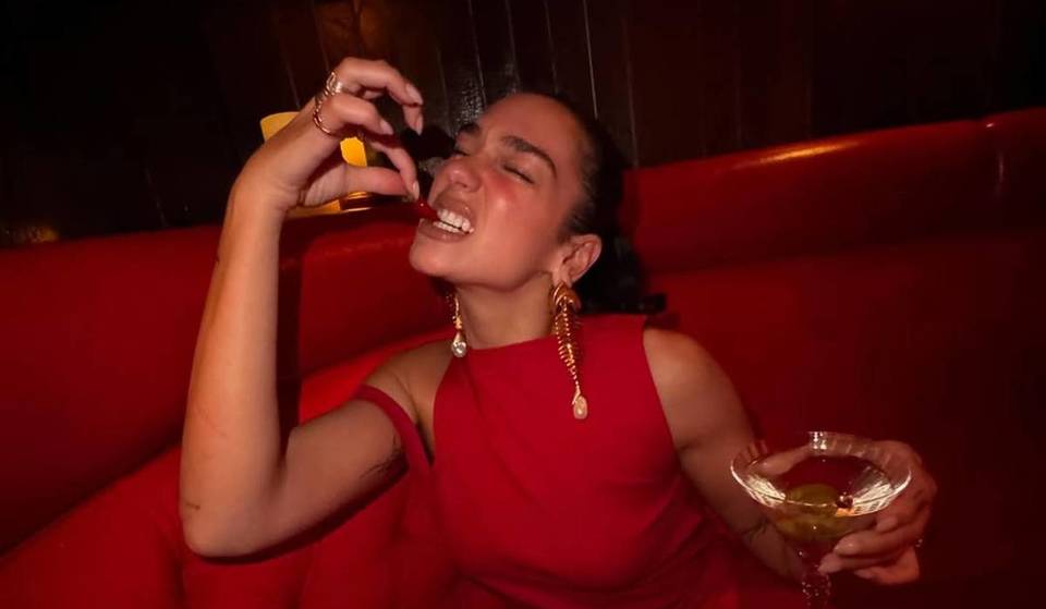 Dua Lipa tipt haar favoriete restaurant in Amsterdam voor een dromerige date-night in haar nieuwe Google Maps-gids