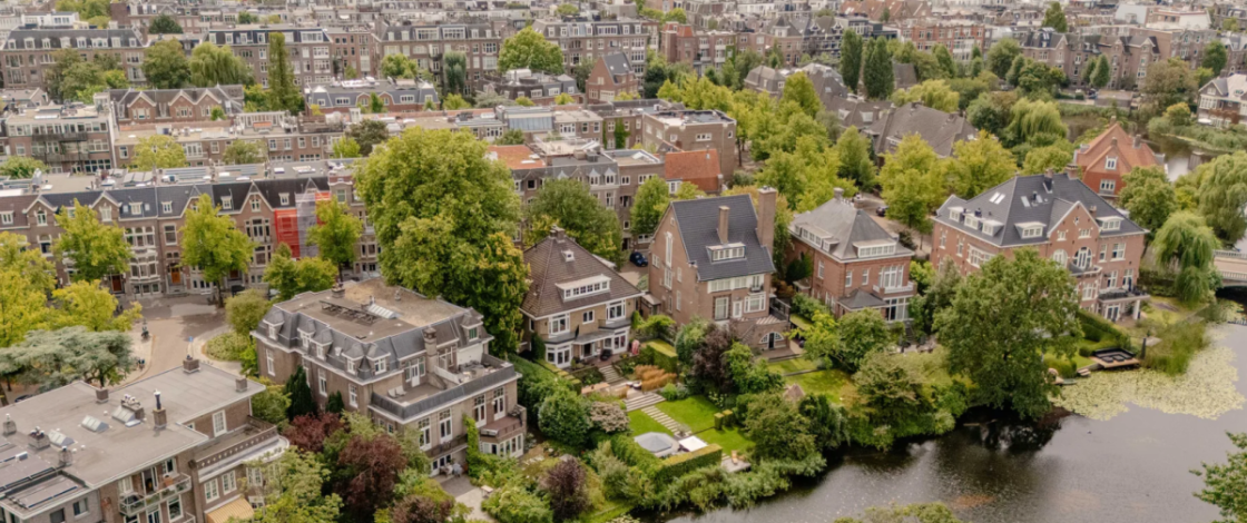 Duurste woning van Amsterdam staat te koop voor € 20 miljoen: wat krijg je voor dat bedrag?