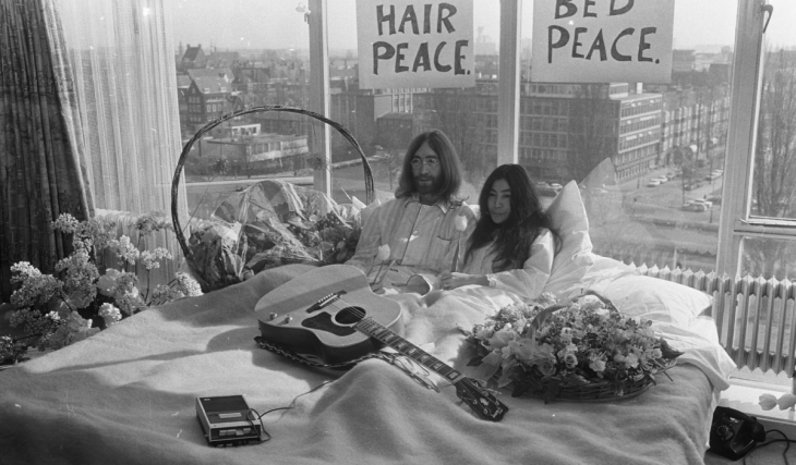 1969 verbrachten John Lennon und Yoko Ono sieben Tage in einem Amsterdamer Hotelbett für den Frieden: Fast 60 Jahre später bleibt ihre legendäre Hilton-Suite für die Wiedereröffnung im Jahr 2027 erhalten