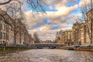 13 geweldige dingen om te doen in Amsterdam in november: van IDFA en kunst tot livemuziek, Sinterklaas en meer