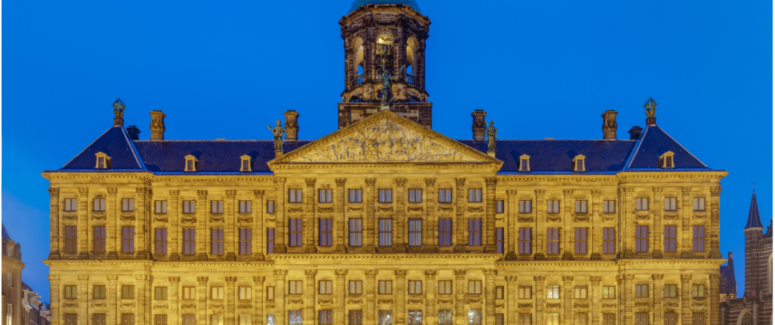 In 1808 maakte Lodewijk Napoleon van het stadhuis op de Dam een koninklijk paleis: 218 jaar later wandel je er zó naar binnen in het officiële ontvangstpaleis van de Koning