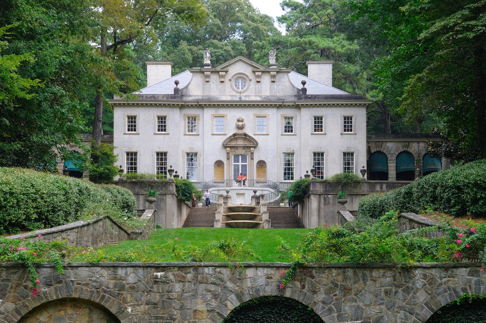 the swan house