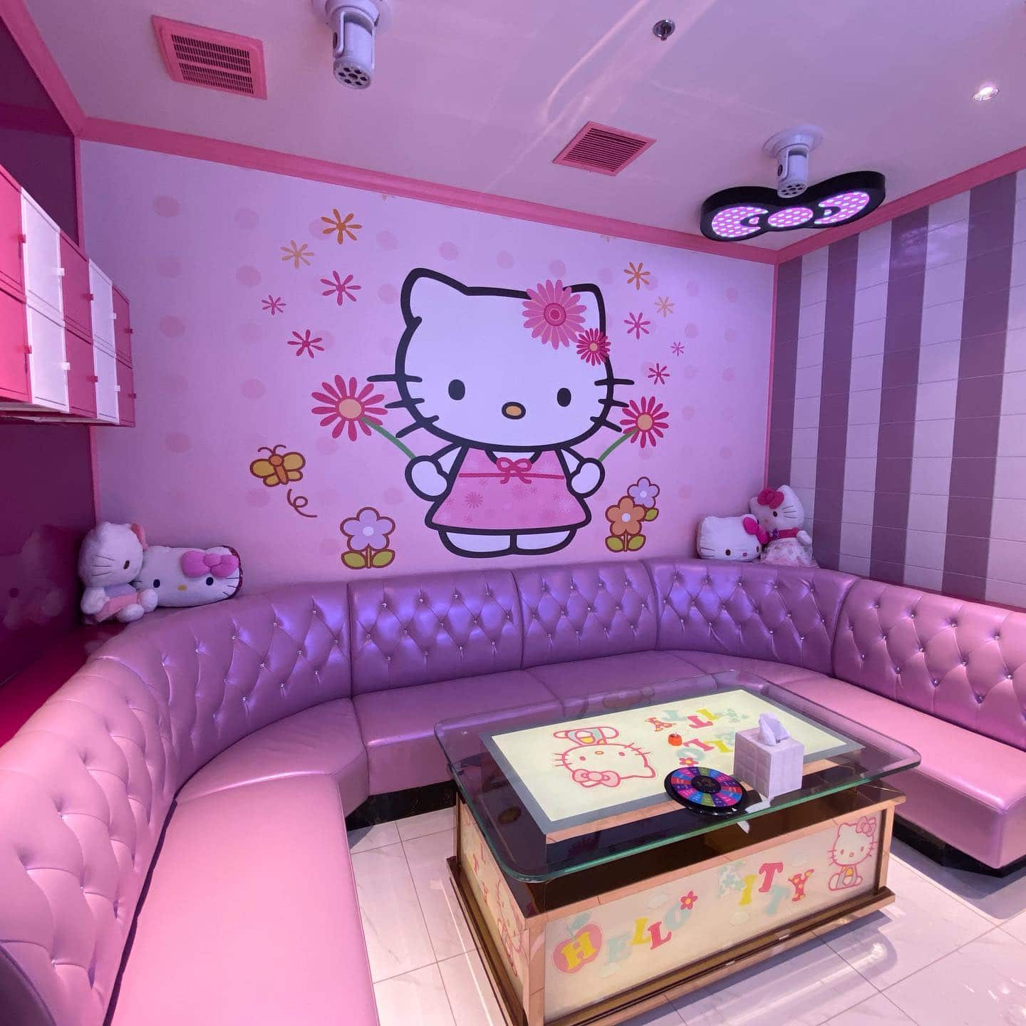 Sing The Night Away At This Boujee & Beautiful Karaoke Bar In Doraville